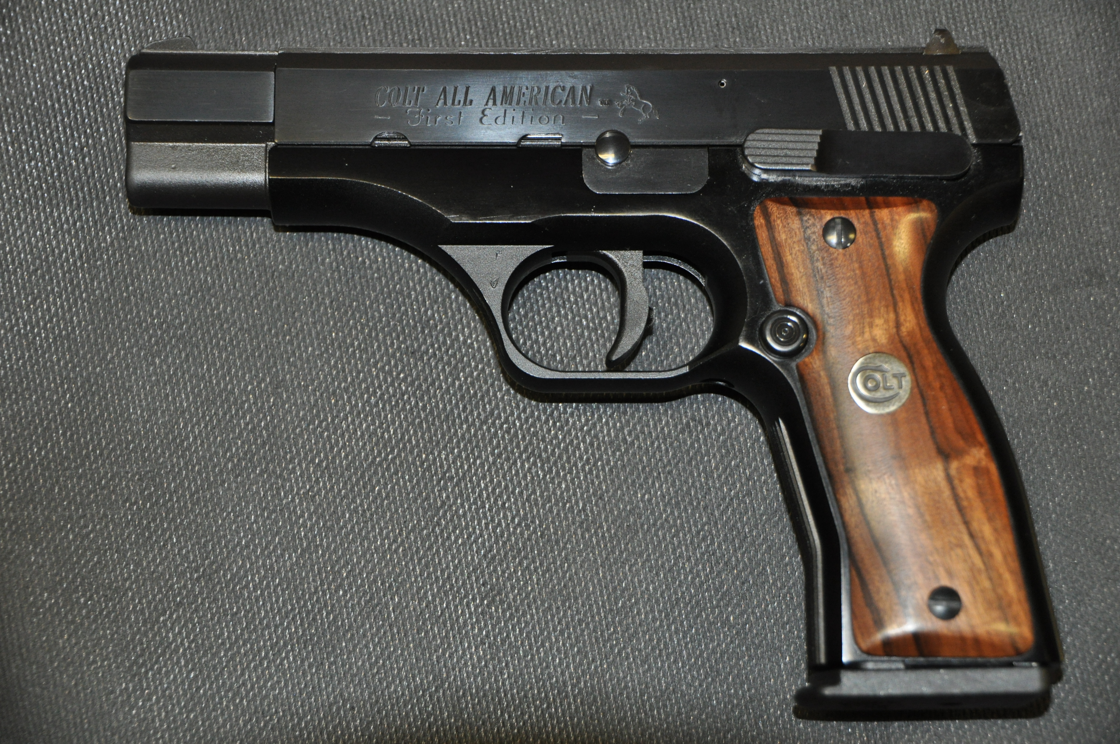 COLT 9MM colt 9mm: